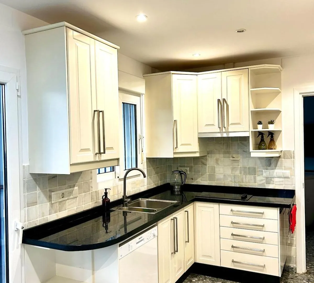 Apartment Lomas Del Sol In Benajarafe Mit Meerblick إسبانيا